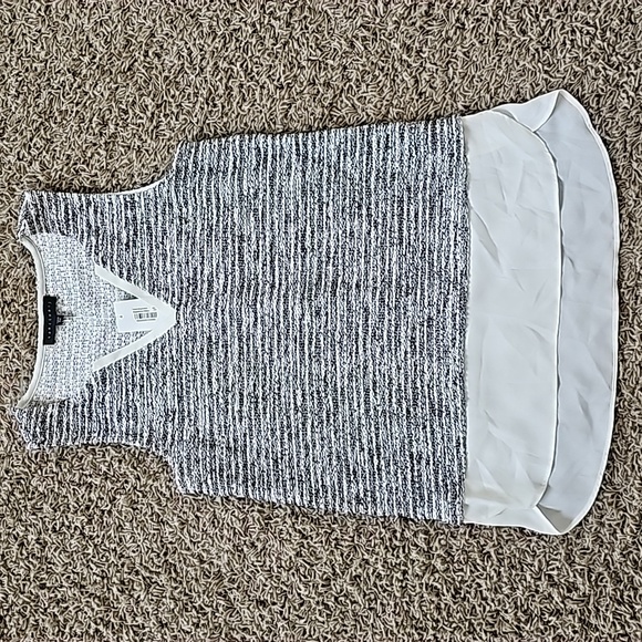 Sanctuary Tops - NWT Sanctuary Anthropologie Top Sleeveless Faux Layered Tweed Vneck XS